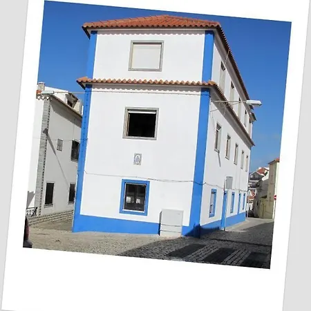 By The Sea In The Center @ Эрисейра