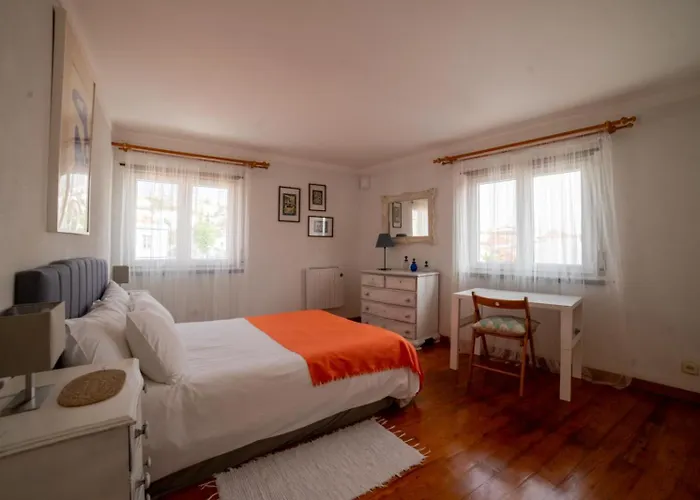 By The Sea In The Center @ 埃里塞拉